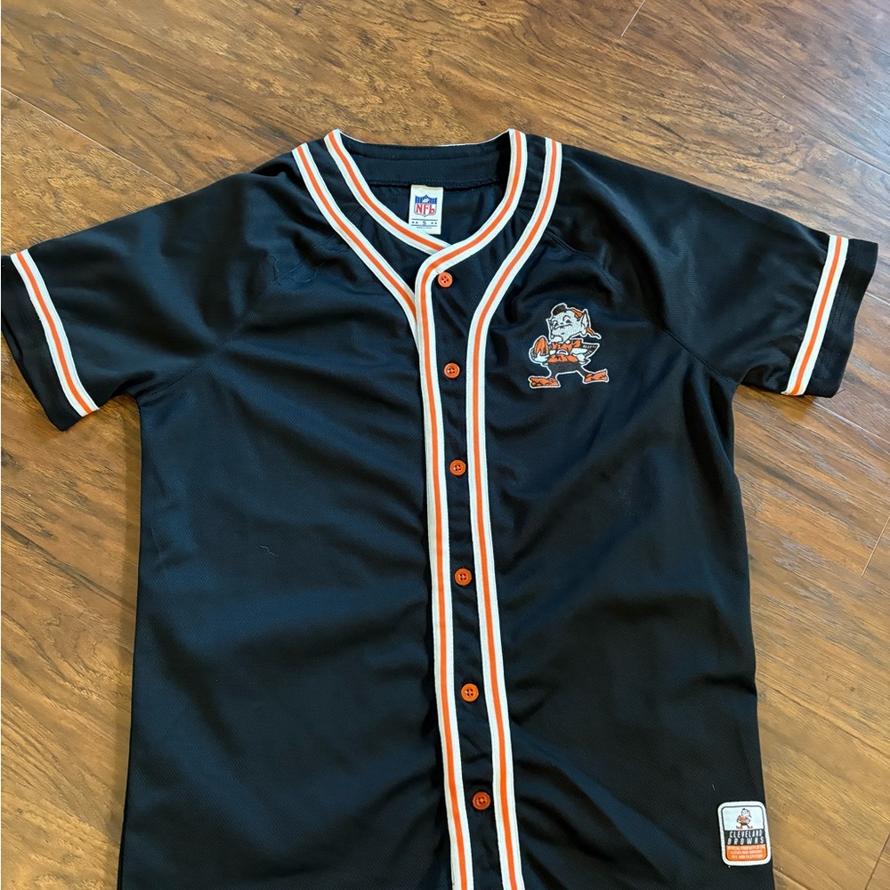Men’s NFL Cleveland Browns jersey, elf is stitched